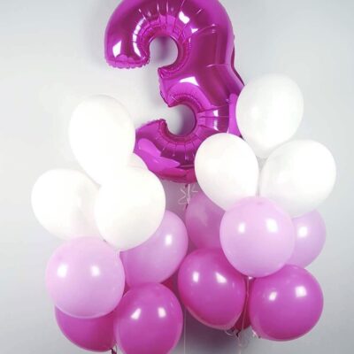 Zestaw urodzinowy, balon cyfra i dwa bukiety z helem