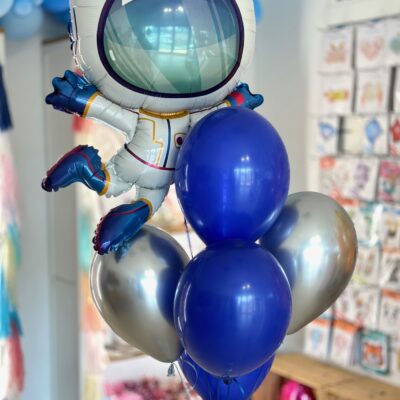 balon-kosmonauta -i-balony-srebrno-granatowe-helovebalony